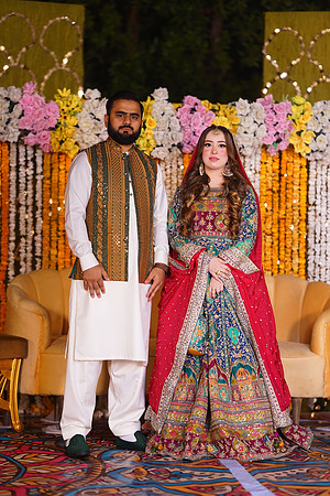 Mahnoor & Farooq Mehndi 00092
