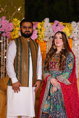 Mahnoor & Farooq Mehndi 00096