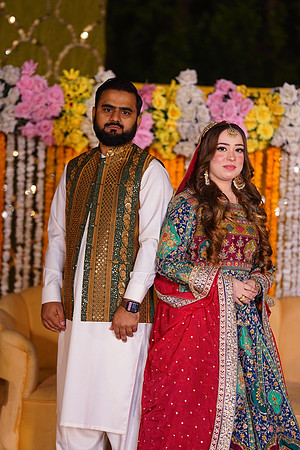 Mahnoor & Farooq Mehndi 00098