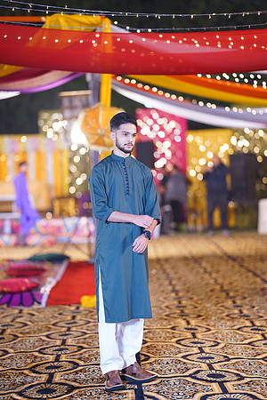 Mahnoor & Farooq Mehndi 00109