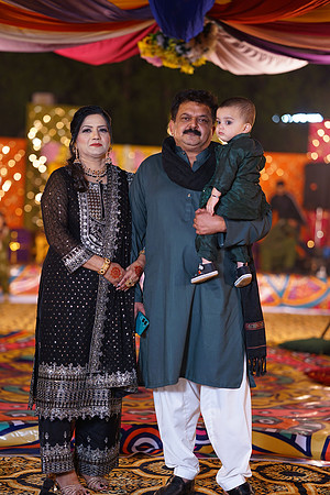 Mahnoor & Farooq Mehndi 00134
