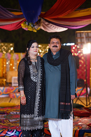 Mahnoor & Farooq Mehndi 00135