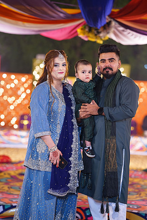 Mahnoor & Farooq Mehndi 00140