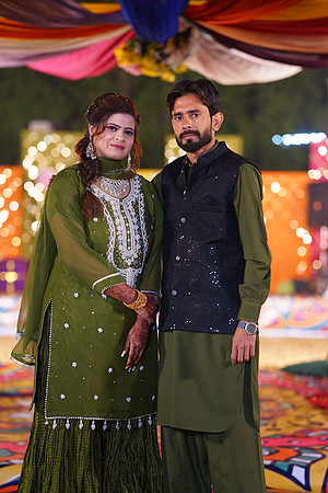Mahnoor & Farooq Mehndi 00159