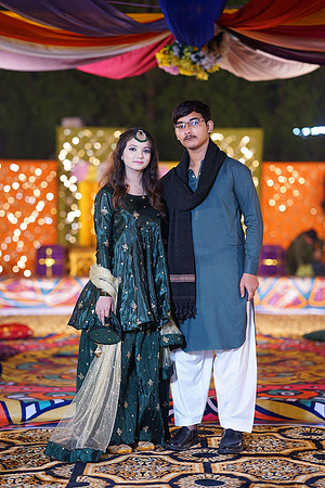 Mahnoor & Farooq Mehndi 00178