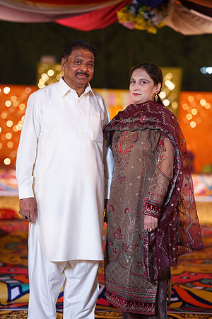 Mahnoor & Farooq Mehndi 00208