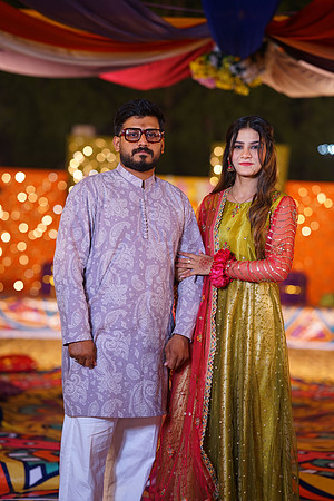 Mahnoor & Farooq Mehndi 00209