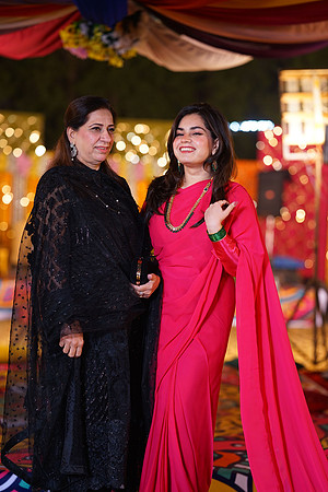 Mahnoor & Farooq Mehndi 00226