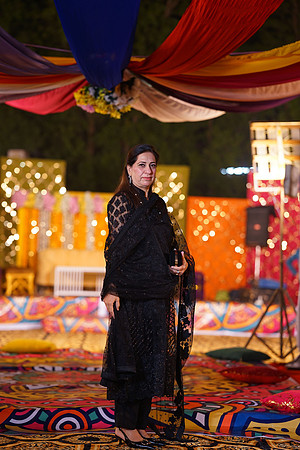 Mahnoor & Farooq Mehndi 00236
