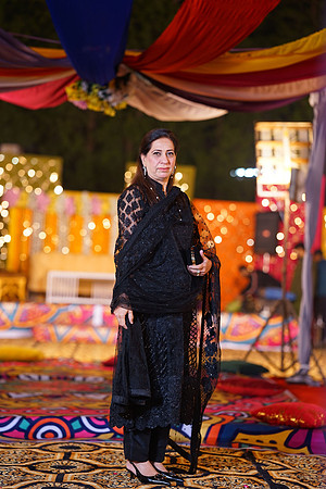 Mahnoor & Farooq Mehndi 00239