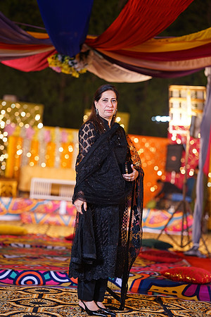 Mahnoor & Farooq Mehndi 00240