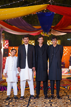 Mahnoor & Farooq Mehndi 00245