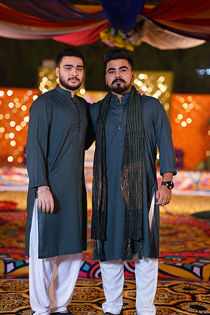 Mahnoor & Farooq Mehndi 00248