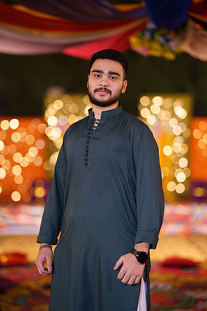 Mahnoor & Farooq Mehndi 00255