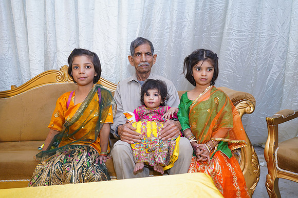 Mehak & Laraib Mehndi 00037