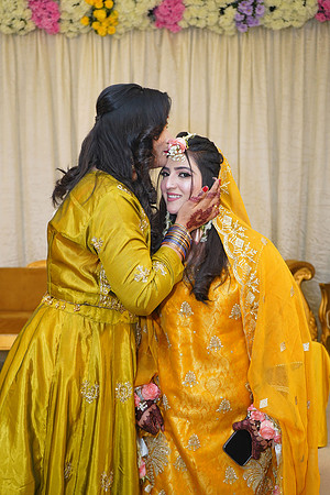Mehak & Laraib Mehndi 00105