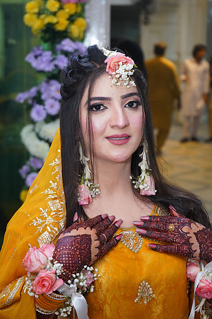 Mehak & Laraib Mehndi 00133