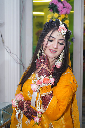 Mehak & Laraib Mehndi 00137