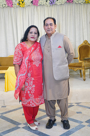 Mehak & Laraib Mehndi 00185