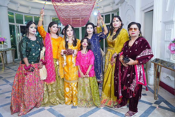 Mehak & Laraib Mehndi 00193