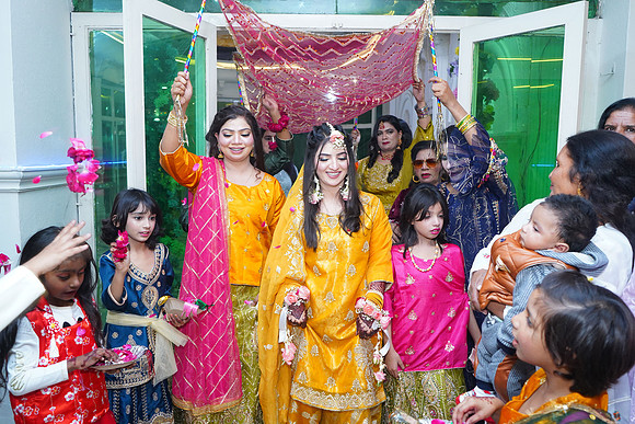 Mehak & Laraib Mehndi 00202