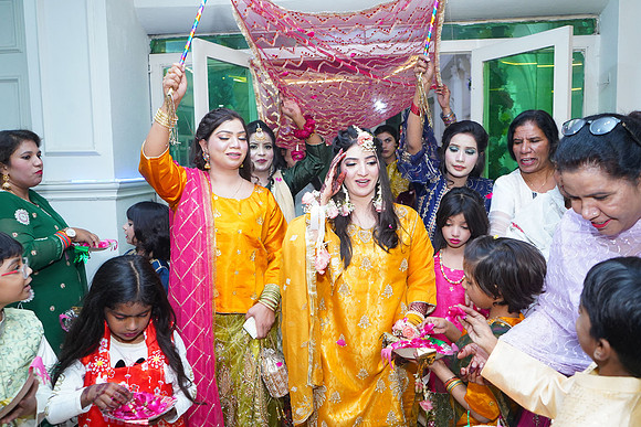 Mehak & Laraib Mehndi 00206
