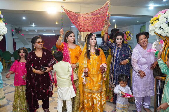 Mehak & Laraib Mehndi 00212