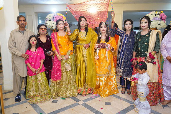 Mehak & Laraib Mehndi 00217