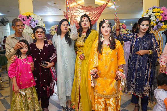 Mehak & Laraib Mehndi 00219