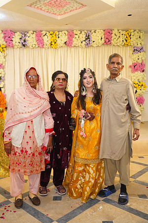 Mehak & Laraib Mehndi 00222