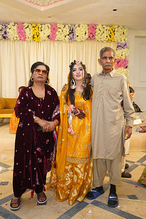 Mehak & Laraib Mehndi 00224