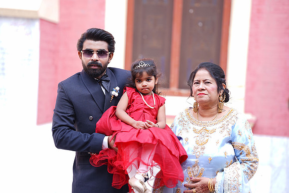 Mehak & Laraib Barat 00028