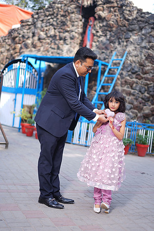Mehak & Laraib Barat 00066