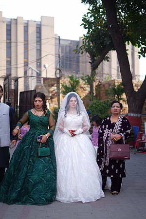 Mehak & Laraib Barat 00078