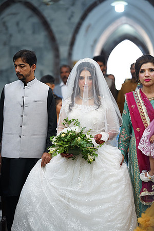 Mehak & Laraib Barat 00086