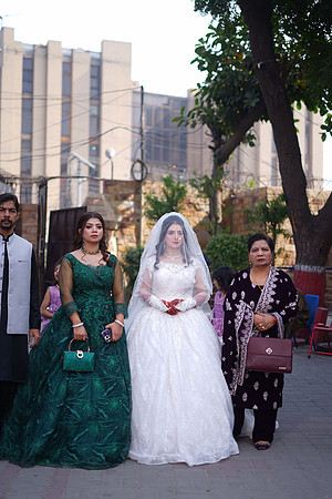 Mehak & Laraib Barat 00079