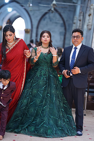 Mehak & Laraib Barat 00153