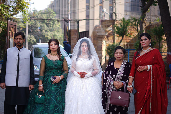Mehak & Laraib Barat 00083