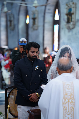 Mehak & Laraib Barat 00184
