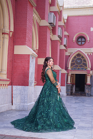 Mehak & Laraib Barat 00192