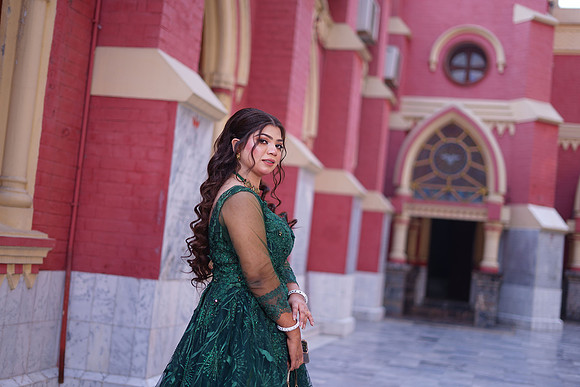 Mehak & Laraib Barat 00196