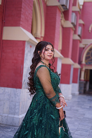 Mehak & Laraib Barat 00198