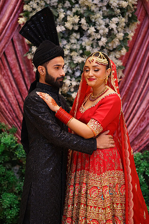 Shahroz & Fariha Barat 00103