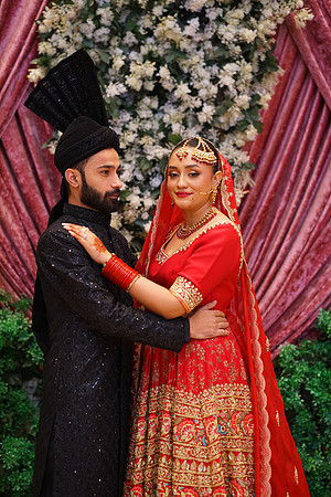 Shahroz & Fariha Barat 00104