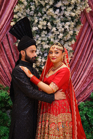 Shahroz & Fariha Barat 00105