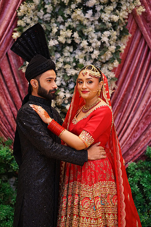 Shahroz & Fariha Barat 00106