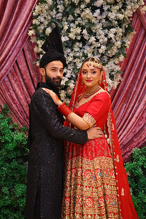 Shahroz & Fariha Barat 00109
