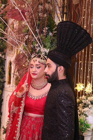 Shahroz & Fariha Barat 00184