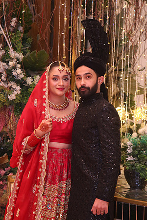 Shahroz & Fariha Barat 00188