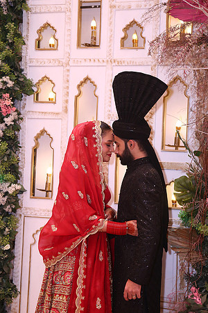 Shahroz & Fariha Barat 00192